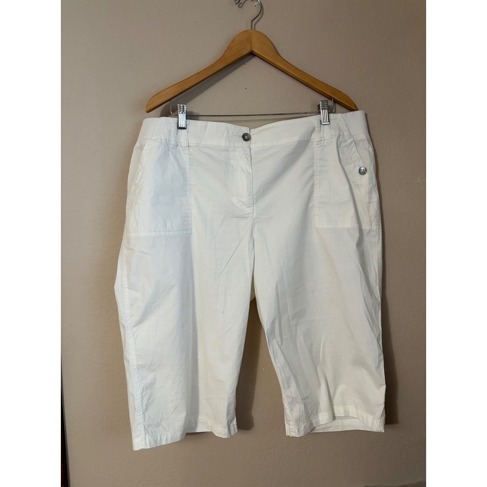Chicos White Crop Pants Women's Size 3 L/XL Elastic Waist Cargo Pockets Cotton